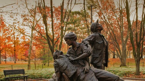 Womens Memorial Mall